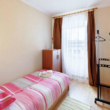 Apartments Viola By Rent Istria Momjan Exterior photo