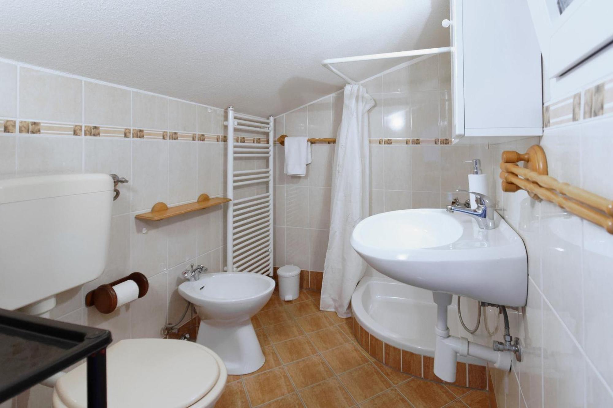 Apartments Viola By Rent Istria Momjan Exterior photo